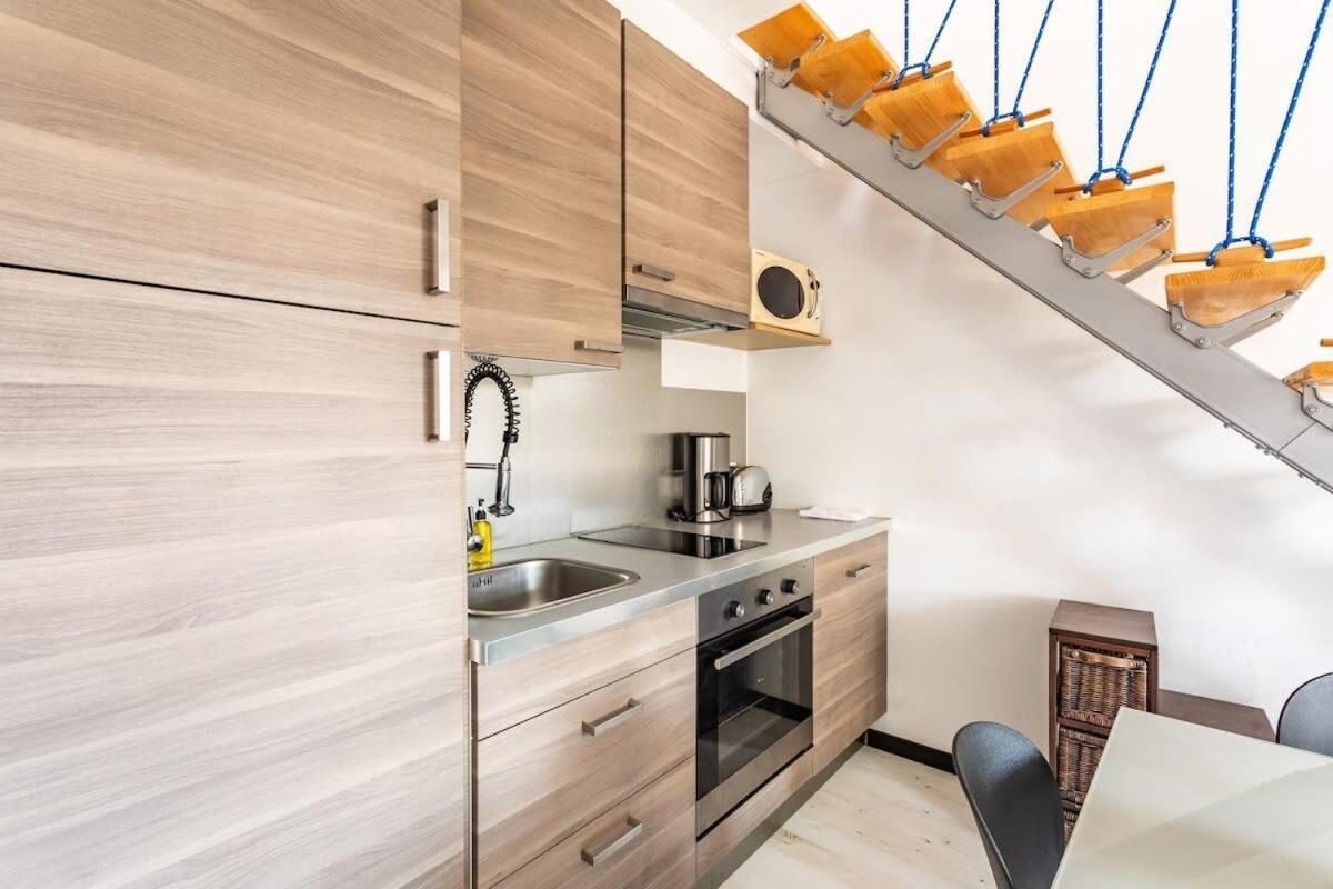 Le Capucin - Petit Duplex Avec Place De Parking Dinard Exterior photo