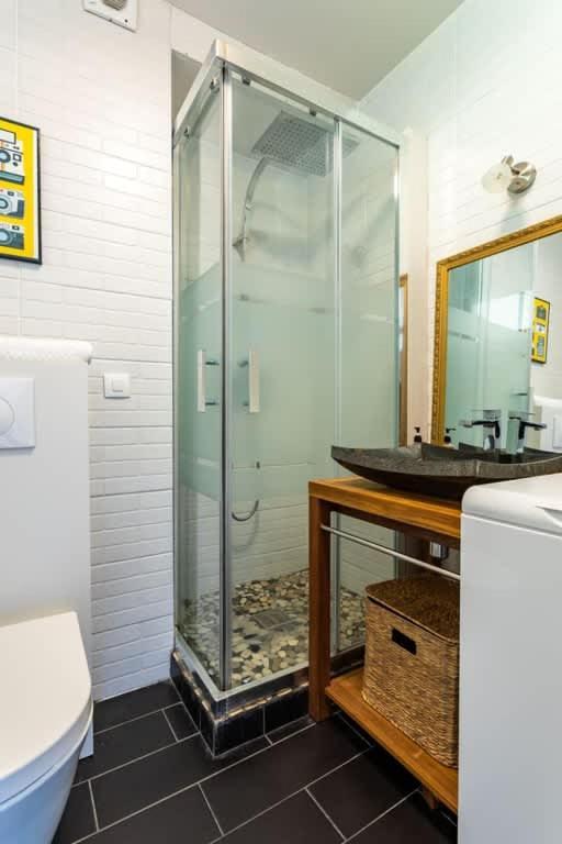 Le Capucin - Petit Duplex Avec Place De Parking Dinard Exterior photo